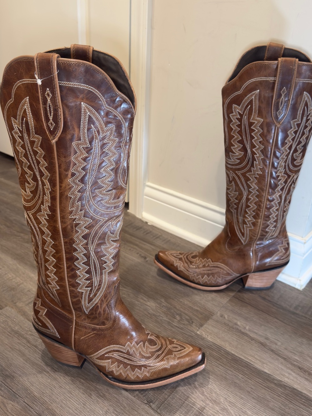Ariat Cassanova Shades Of Grain Brown Leather Western Cowgirl Boots